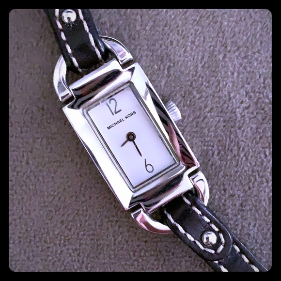 Accessories - Michael Kors woman’s wrist watch “like new”